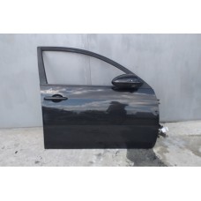 двері праві передні 112 Nissan primera p12 
